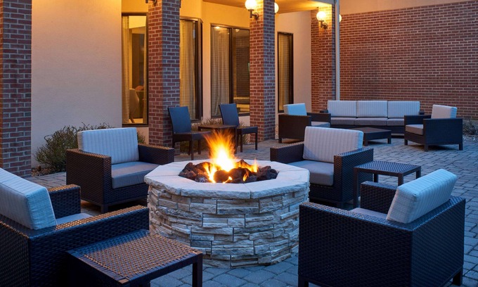 Indianapolis Hotel | Sonesta Select Indianapolis Carmel
