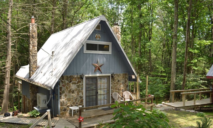 Calvin House | Songbird Cottage - Quiet Secluded A-Frame Cabin. Raystown Lake, E Broad Top RR