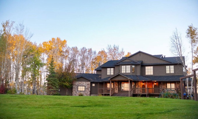 Driggs House | Songbird Ranch - Luxury 8 BR Home