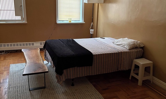 Park Versailles Apartment | Soothing 1-bedroom apartment in Bronx