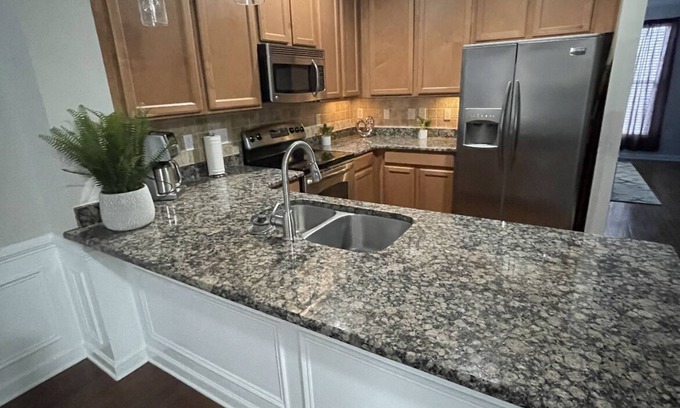 Charlotte Condo | South Charlotte Townhome and Content Space