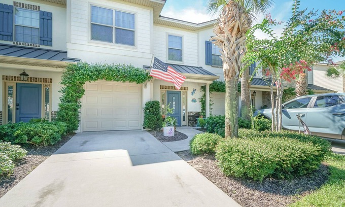 Saint Simons Island House | South end of SSI - Pool Access!