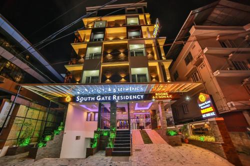 Ernakulam South Hotel | South Gate Residency
