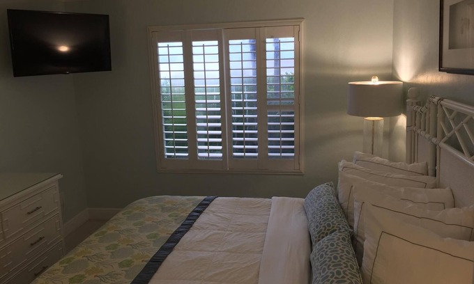 Captiva Condo | South Seas Plantation Beach Club Captiva Island Florida 10/24-10/31 2025 Week 43