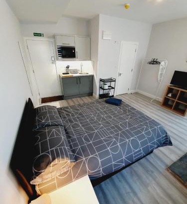 Westcliff-on-Sea Apartment | Southend on Sea - Westcliff Studios - Great Location