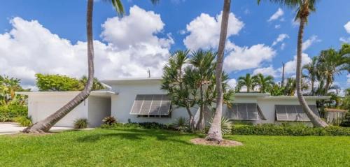Southside House | Southern Breeze