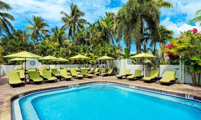 Uptown - Upper Duval Hotel | Southernmost Beach Resort, Classic 2 Queen Rooms – Beach Access & Onsite Pool