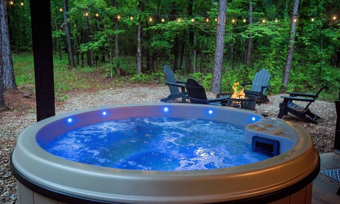 Broken Bow Cabin | Spa Room & Hot Tub in 5 Star Accommodations