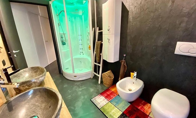 Saronno Apartment | Spa Tiny Love Apartment close to Milan-Como-Malpensa