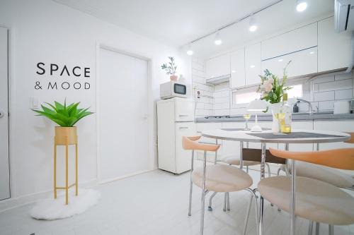Suyeong-Gu Apartment | SPACE & MooD