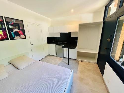 Chasseneuil-du-Poitou Apartment | SPACE Studio - à 3min du Futuroscope