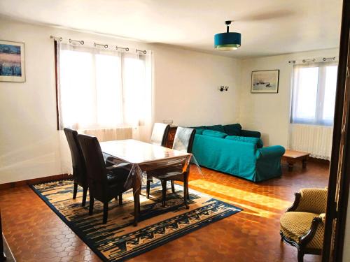 Condom Apartment | Spacieux appartement proche centre et piscine