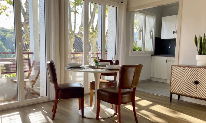 Lamalou-les-Bains Apartment | Spacious 1 bedroom apartment with balcony and view