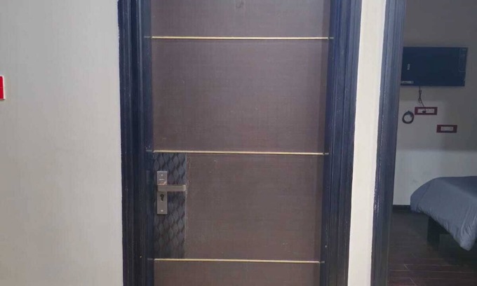 Electronics City Apartment | Spacious 1-bedroom apartment in Bangalore