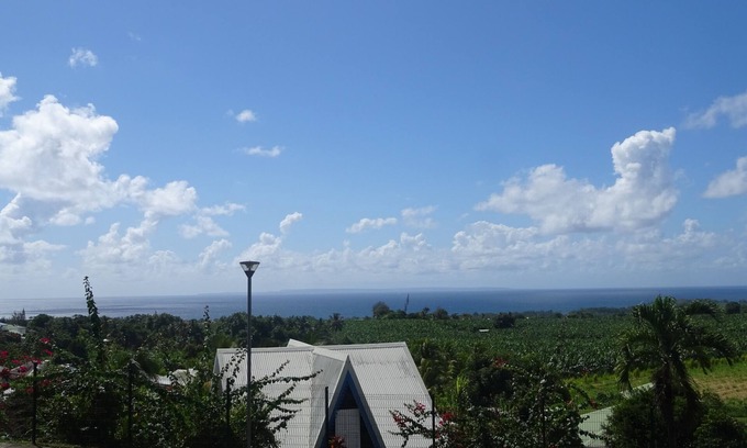 Capesterre-Belle-Eau Apartment | Spacious 1-bedroom apartment with large terrace