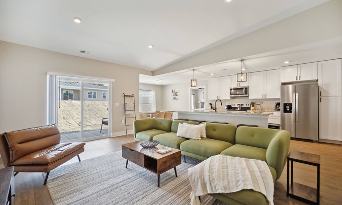 Williamsburg Condo | Spacious 10BR 10BA Combined Condos in Traverse City