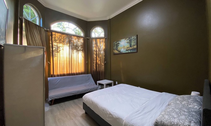 Monterey Park House | Spacious 11-bedroom house with AC, WiFi in enchanting Monterey Park