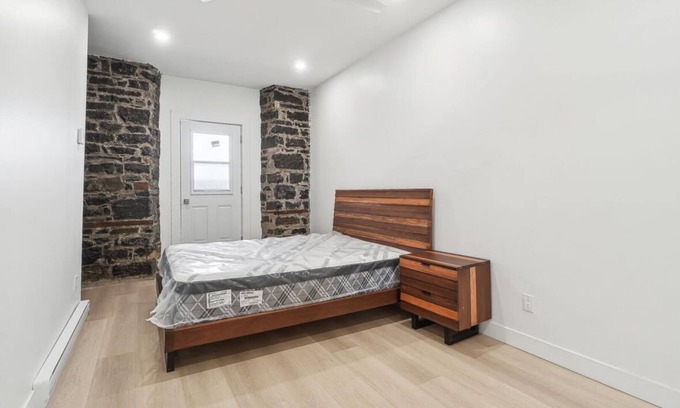 Ville-Marie Condo | Spacious 2-bed/1-bath in the heart of Old Montreal, European architecture