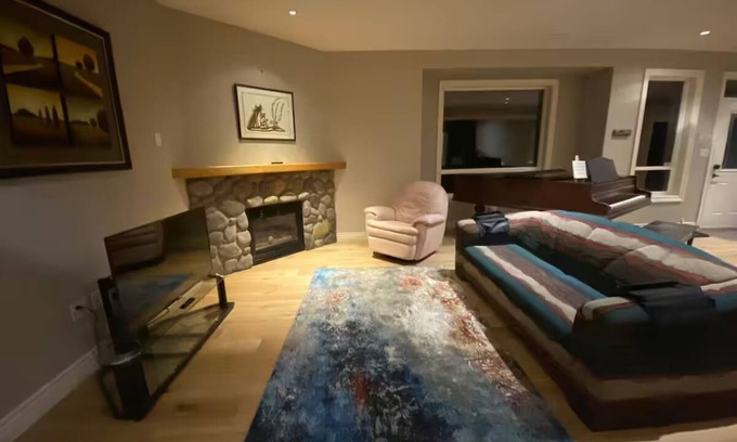 Hope House | Spacious 2 bedrooms PLUS near Kawkawa Lake