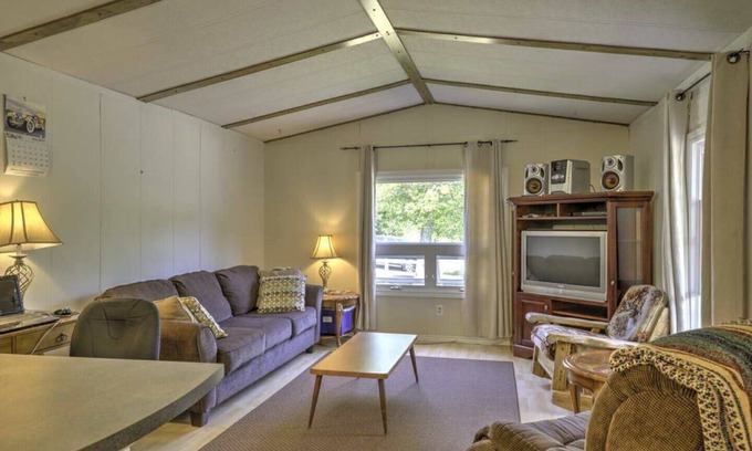 French River Cottage | Spacious 2 BR Cottage Near CavendishnInn The Woods Cottages PEI - Cottage 4