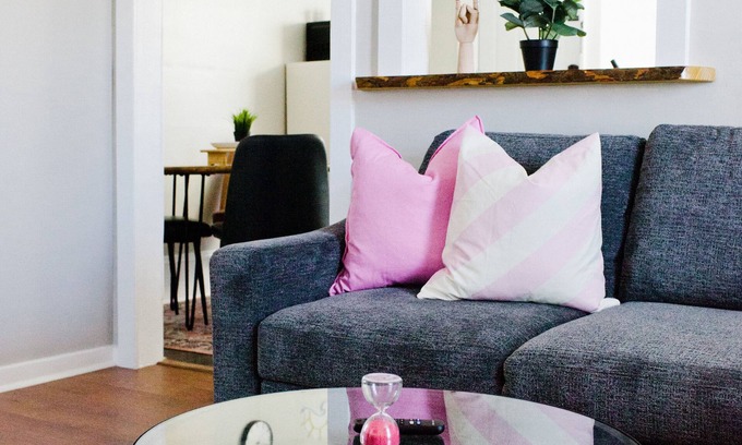 East Hill Apartment | Spacious 2BR | Elegant Vibe + Fast WiFi
