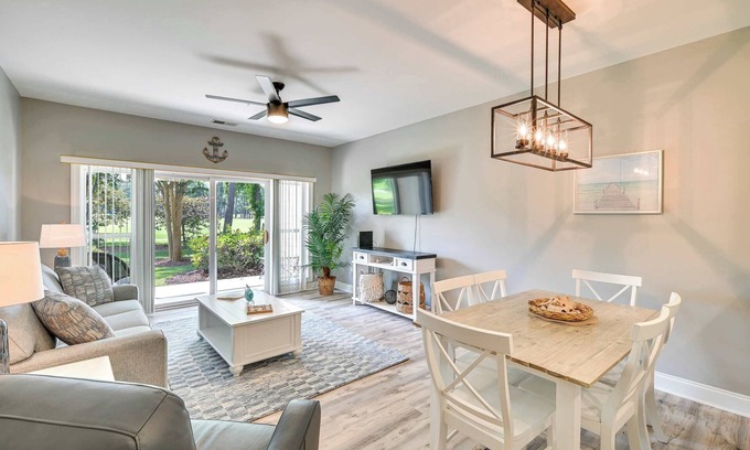 Carolina Forest Condo | Spacious 2BR Villa w/Pool + Golf Views | Sleeps 10