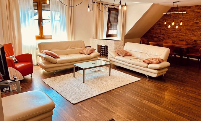 Mondsee Apartment | Spacious 3-bedroom apartment with AC in charming Mondsee