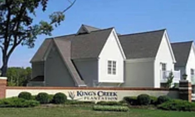 Lackey Apartment | Spacious 3-bedroom apartment with AC, WiFi in charming Williamsburg