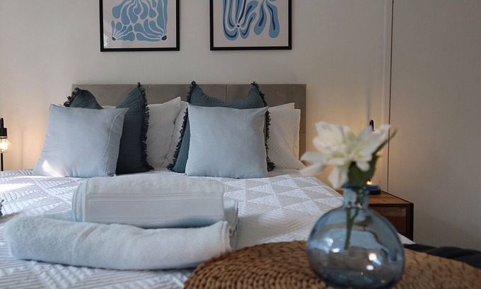 Newcastle-upon-Tyne House | Spacious 3 Bed House Newcastle upon Tyne|Free Parking| 6min drive to city centre