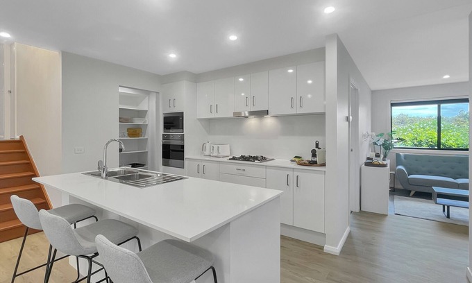 Batemans Bay House | Spacious 4-Bed House Near Batemans Bay Centre