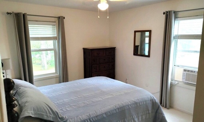 Park Forest Village House | Spacious 4-bedroom house in State College