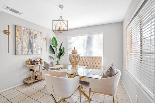 Centennial Hills Apartment | Spacious 4 Bedroom 3 Bath House