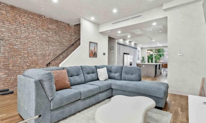 Bedford-Stuyvesant House | Spacious 4-bedroom townhome with WiFi and AC in marvelous Brooklyn