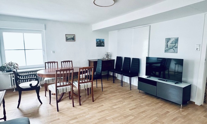 Friedrichsdorf Apartment | Spacious 4-room apartment with terrace and garden