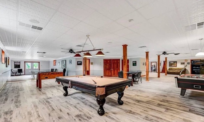 Gouldsboro House | Spacious 5-bedroom house with WiFi and AC in enchanting Gouldsboro