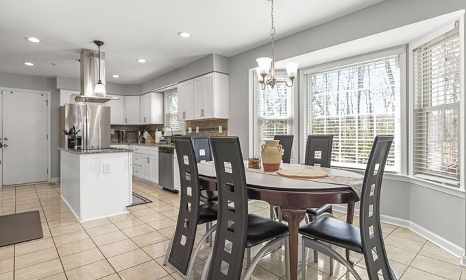 Accokeek House | Spacious 5-bedroom house with AC, fitness room in charming Accokeek