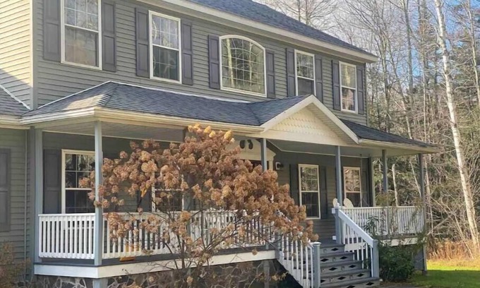 Tannersville House | Spacious 5 BR w/Mountaintop Views-2 Min to Hunter