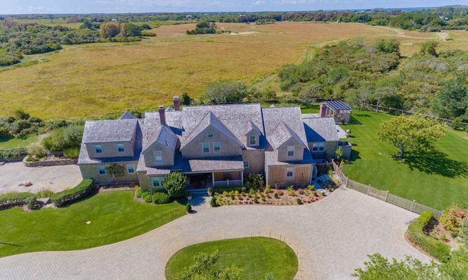 Polpis Villa | Spacious 6-bedroom luxury villa on edge of Nantucket Nature reserve; full gym.