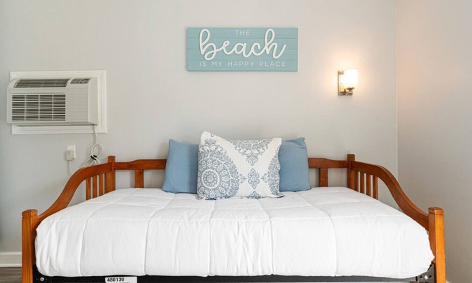 Old Orchard Beach Condo | Spacious 8 Bed Suite Combo – Units 441 & 442 | Sleeps 10-12