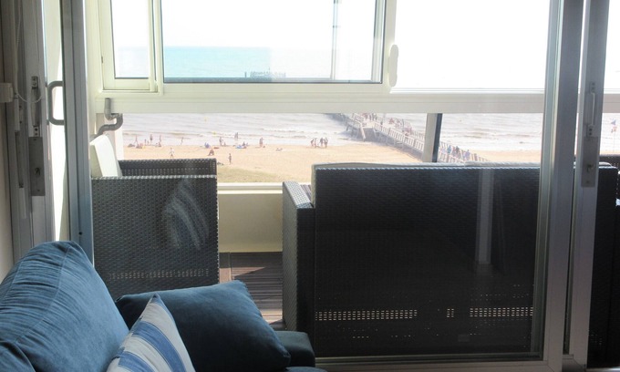 Saint-Jean-de-Monts Apartment | Spacious and splendid studio 35m2 * Sea view and direct access to the beach