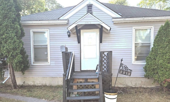 Victory House | Spacious and Centrally located home