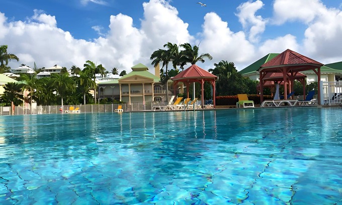 Anse des Rochers Apartment | Spacious apartment Rêve d'Outre Mer in a secure complex with swimming pool