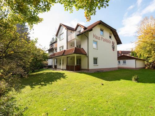 Bad Duerrheim Apartment | Spacious Apartment near Forest in Bad Dürrheim