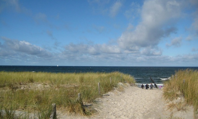 Markgrafenheide Apartment | Spacious apartment right on the beach/Baltic Sea, secluded location, in the dunes