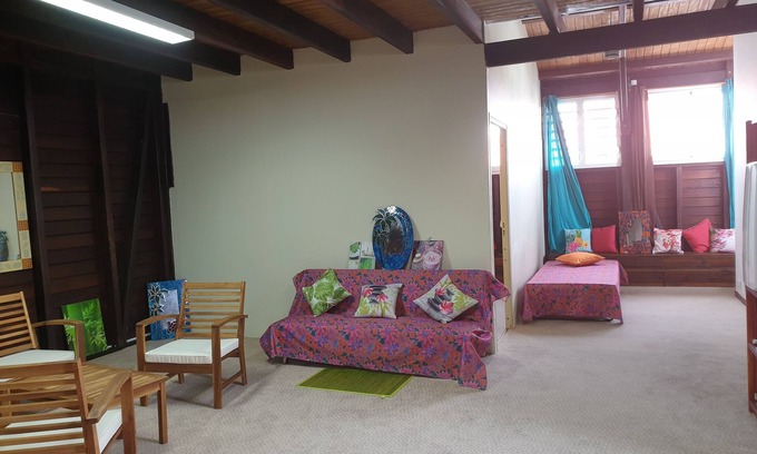 Le Moule Apartment | SPACIOUS APARTMENT VIEW ON THE ATLANTIC OCEAN LE MOULE GUADELOUPE