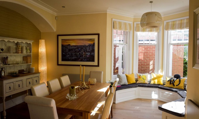 Canford Cliffs House | Spacious, beautiful luxury home - short walk to the beach