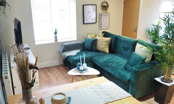 Oxford Apartment | Spacious & Bright Flat,Cowley Rd