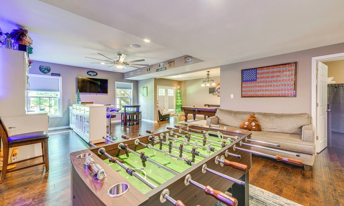 Chester House | Spacious Chester Home Near Pocahontas State Park!