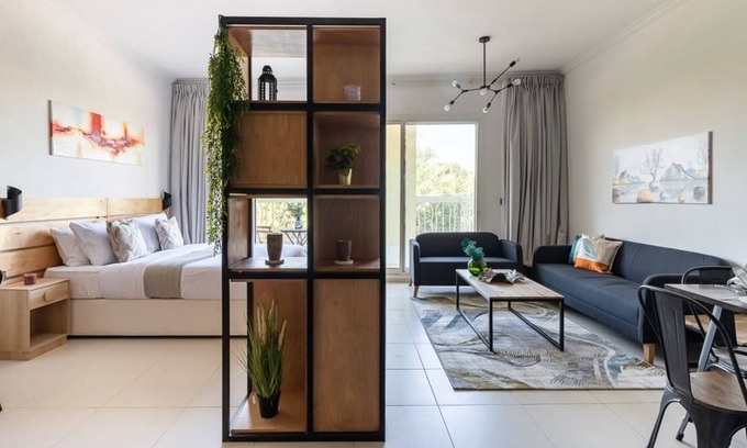 Jumeirah Village Triangle Apartment | Spacious & Chic Studio Apartment in JVT!