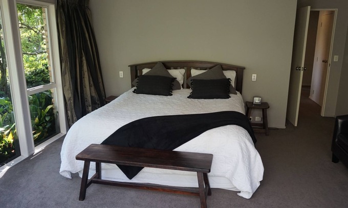 Coatesville Apartment | Spacious comfort quiet private garden setting